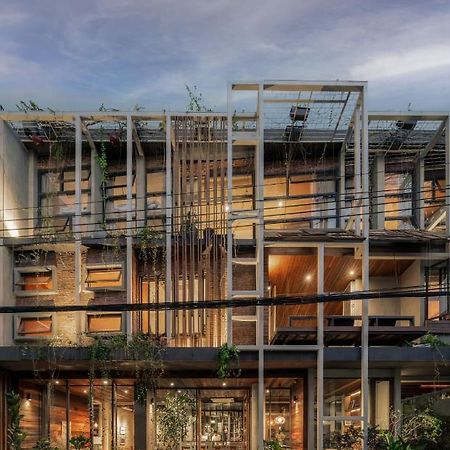 Tamni Hostel Bangkok Exterior photo