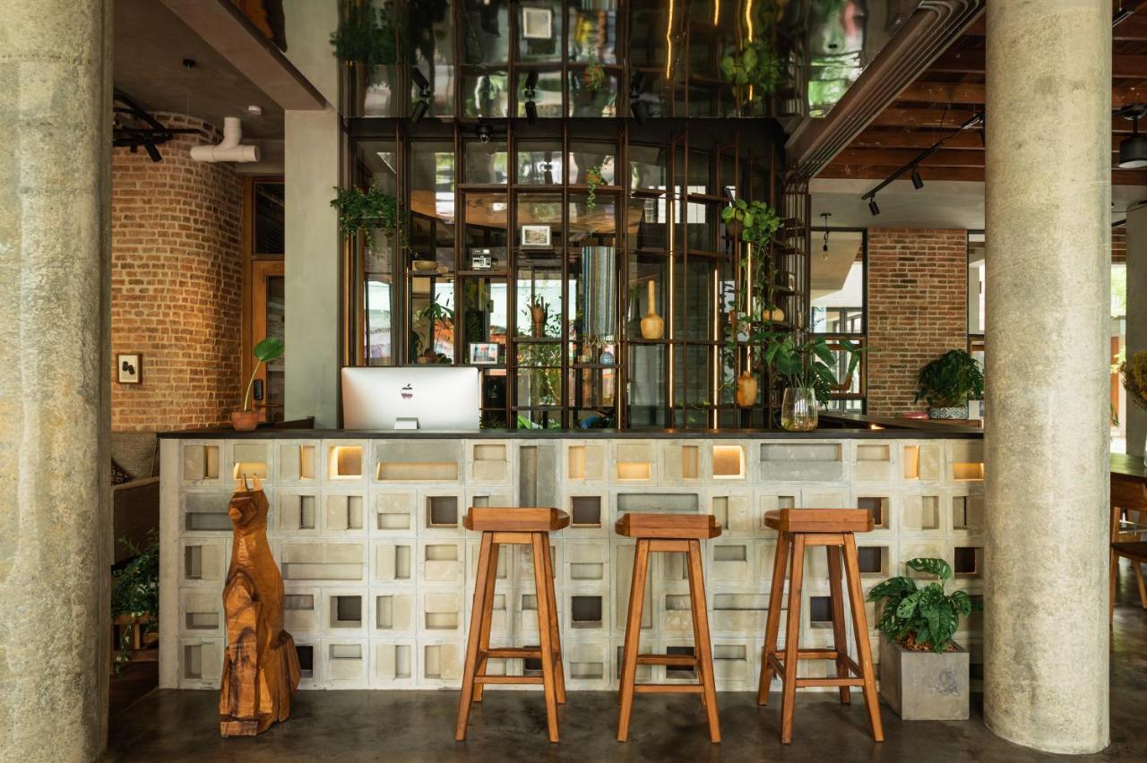 Tamni Hostel Bangkok Exterior photo