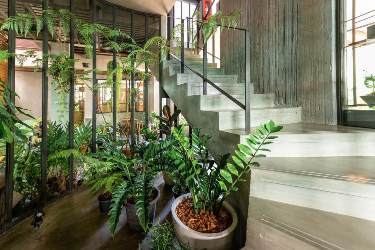 Tamni Hostel Bangkok Exterior photo