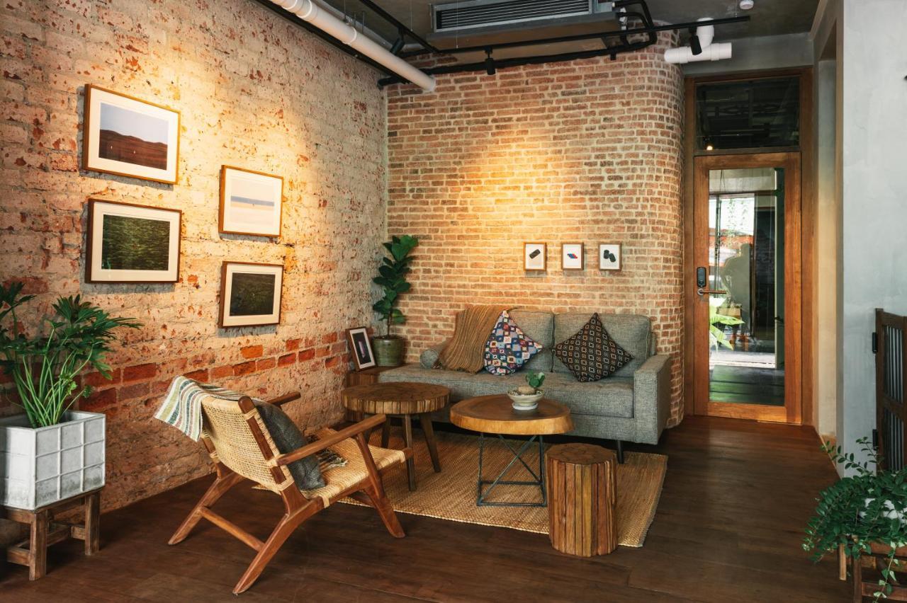Tamni Hostel Bangkok Exterior photo